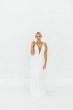 Load image into Gallery viewer, Alyssa Kristin "Hadley"
