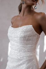 Load image into Gallery viewer, Made With Love "Gia"