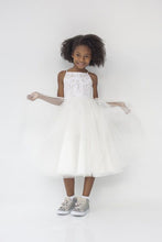 Load image into Gallery viewer, La Petite by Hayley Paige Style 5924 Northie
