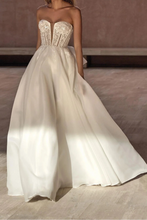Load image into Gallery viewer, Pronovias &quot;Bayon&quot;
