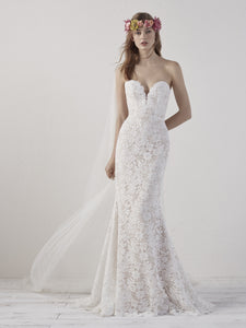 Pronovias "Eithel" BRAND NEW