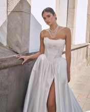Load image into Gallery viewer, L'Amour by Calla Blanche "Tiriana (LA25262)"
