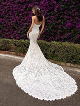 Load image into Gallery viewer, Pronovias &quot;Eithel&quot; BRAND NEW
