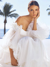 Load image into Gallery viewer, Pronovias &quot;Rosy&quot;
