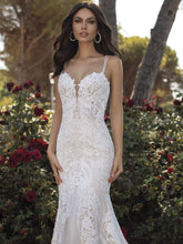 Load image into Gallery viewer, Pronovias &quot;Floriana&quot;

