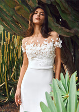 Load image into Gallery viewer, Pronovias &quot;Masurian&quot;
