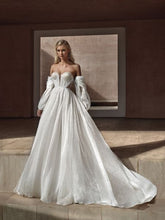 Load image into Gallery viewer, Pronovias &quot;Balia&quot;
